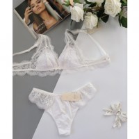 Білий комплект XL: бралет і трусики. Код: С246